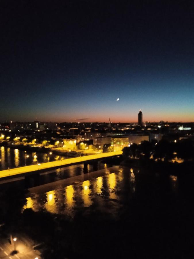 Appartement Standing Vue Panoramique Sur Nantes Exterior photo